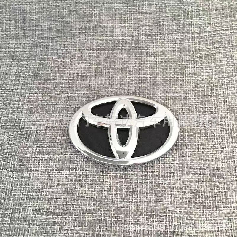 Toyota Cars Bull Head Logo Front Grill And Rear Car Logo Black And Chrome Also