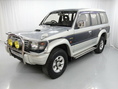 MITSUBISHI Cars High Quality Weather Strip Chrome Stylish & Secure Fitting guaranteed
